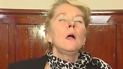 Horny granny spreads her legs and gets her hairy twat slammed