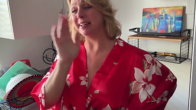 Discovering Step Stepmom',s Sexual Appetite - Brianna Beach - Stepmom Comes First